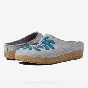 HAFLINGER Blooming Clog (Sold Out Design) in Gray/Blue/Navy Size EU 37 US 7